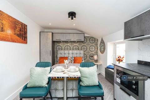 undefined, Station Road, Bristol, BS11