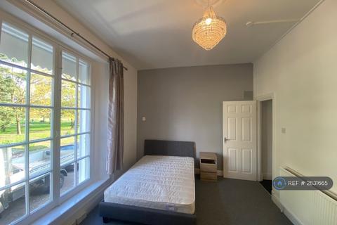 undefined, Spa Villas, Gloucester, GL1