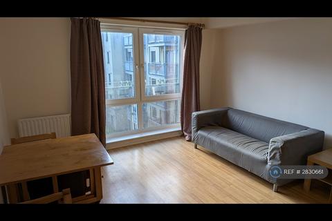undefined, Hawkhill Close, Edinburgh, EH7
