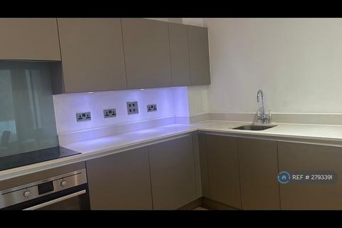 undefined, Lighterman Point, London, E14