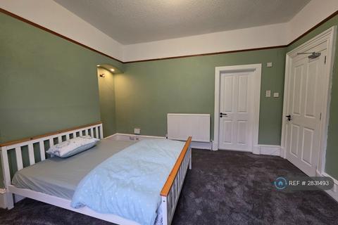 1 bedroom in a house share to rent, George St, Aberdeen, AB25