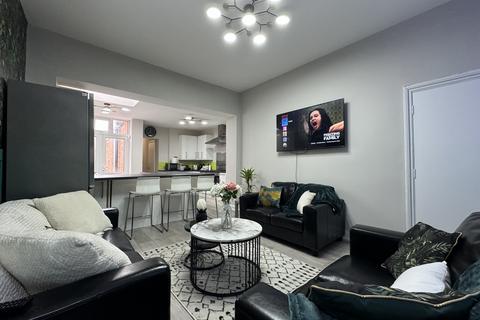 undefined, Raddlebarn Road - 7 bed, Selly Oak B29