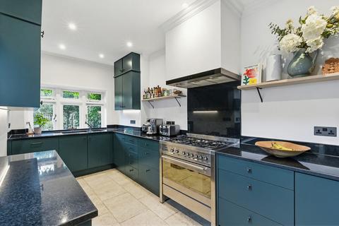 4 bedroom house to rent, Perrymead Street, SW6