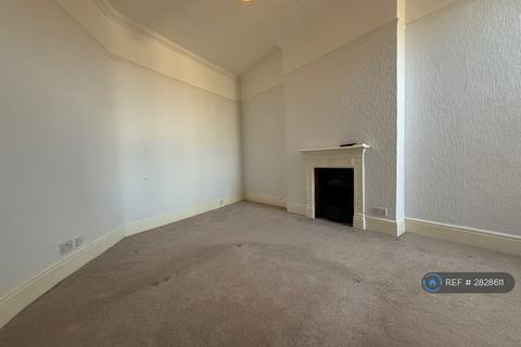 1 bedroom flat to rent, Muswell Hill Broadway, London, N10