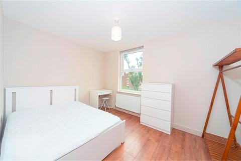 undefined, Moss Lane, Manchester M14