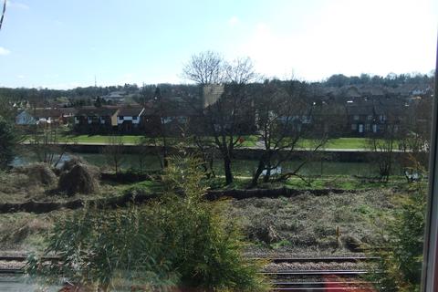 2 bedroom flat to rent, Roseholme, Maidstone, ME16