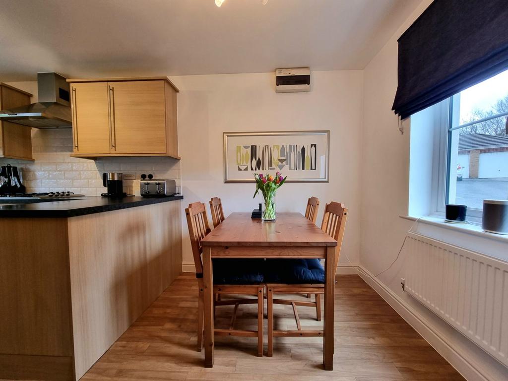 Kitchen/Dining Room