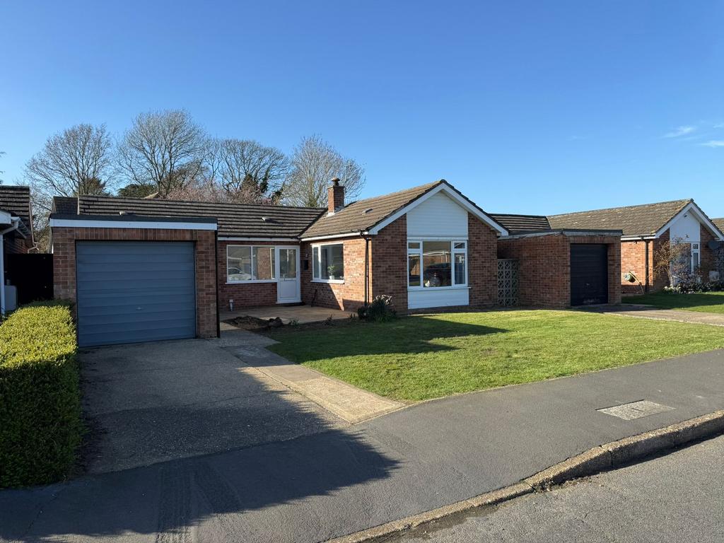 12 Beeech Avenue