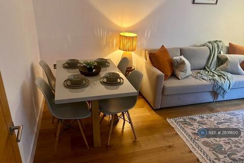 1 bedroom flat to rent, Grove End Road, London, NW8