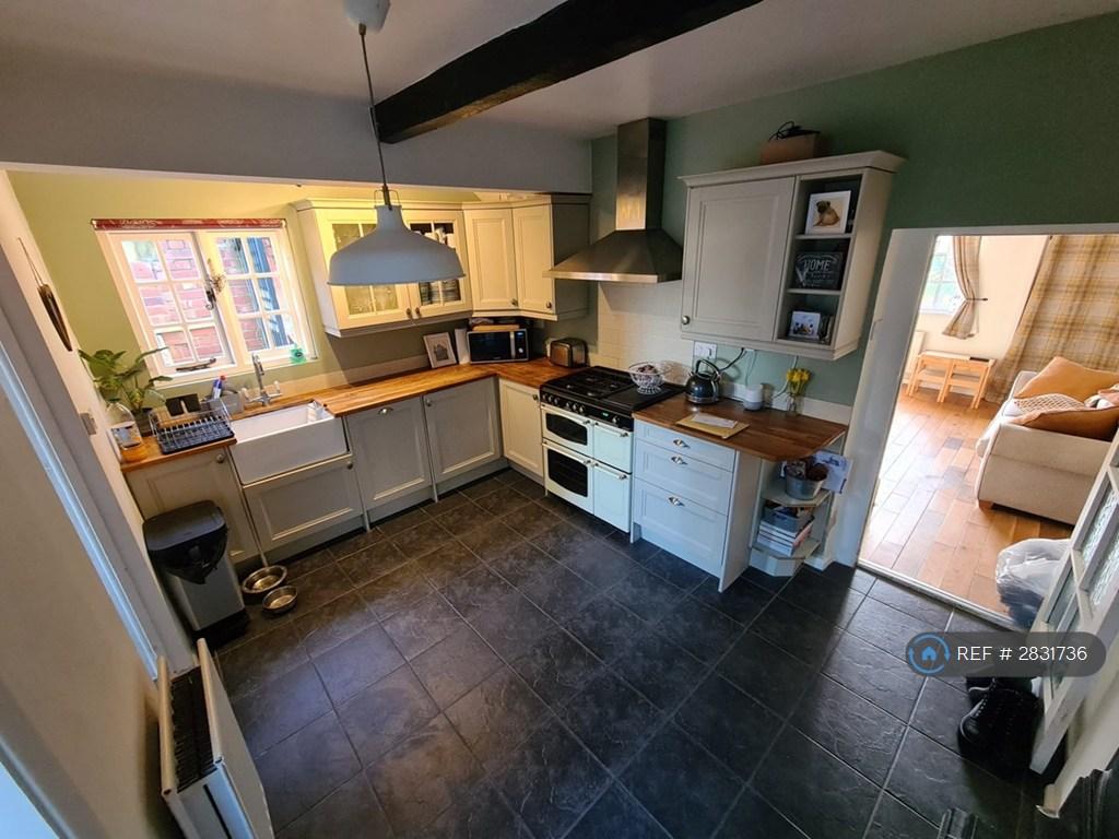 Kitchen With Plenty Of Storage