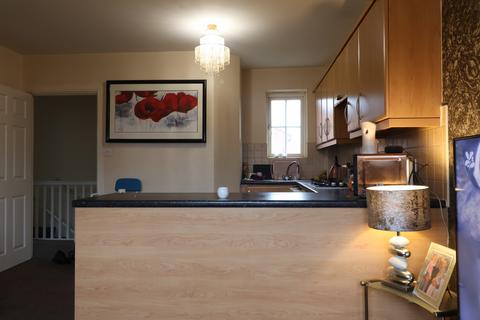 2 bedroom flat for sale, Overton Close, Liverpool L32