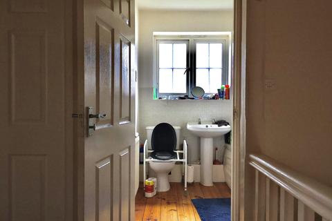 2 bedroom flat for sale, Overton Close, Liverpool L32