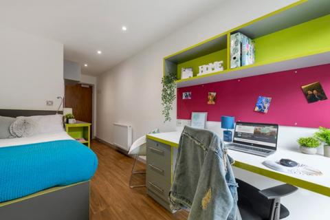 undefined, Hull Road