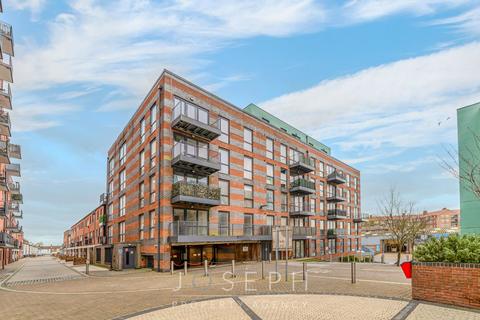1 bedroom apartment for sale, Barnard Square, Leven Court, IP2