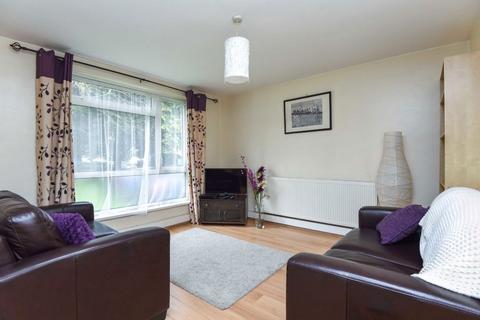 undefined, Bedford Hill, London SW12