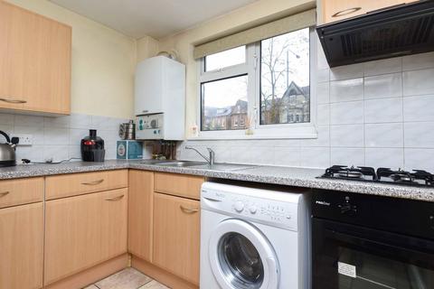 undefined, Bedford Hill, London SW12