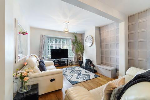undefined, Fairlawn Grove, Banstead