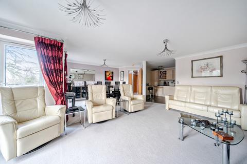 3 bedroom duplex for sale, Harrogate Road, Moortown, Leeds, LS17