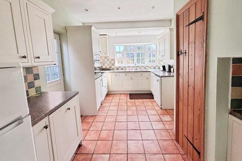 undefined, Bell Lane, Snitterfield, Stratford-upon-Avon