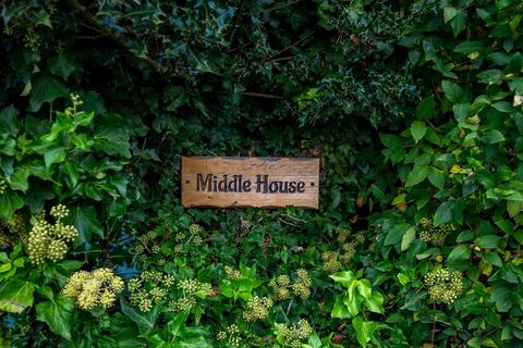 undefined, Middle House, Cruckmeole, Hanwood