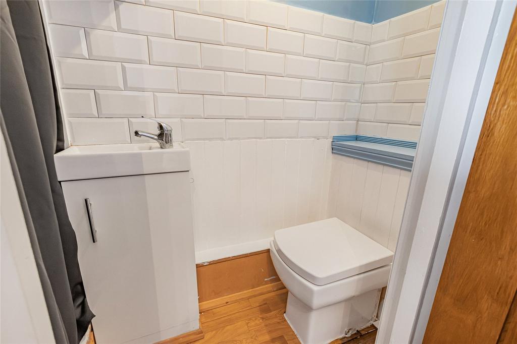 Ground Wc
