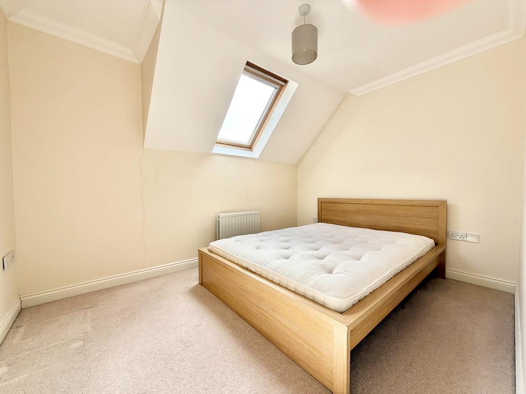Main Bed