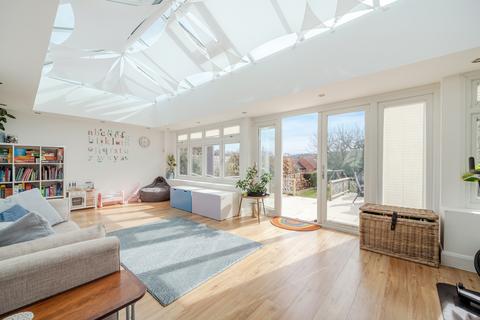 undefined, Woolmer Hill Road, Haslemere, GU27