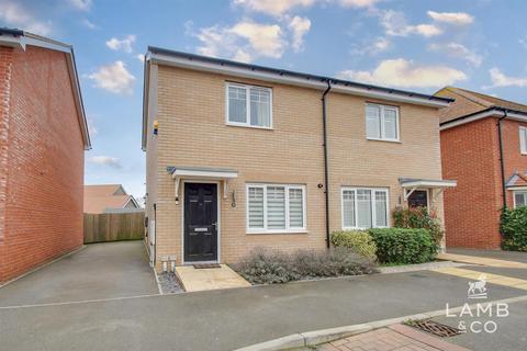 Ellis Road, Clacton-On-Sea CO16