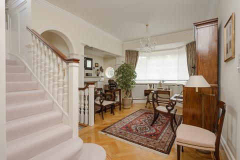 undefined, Marryat Road, Wimbledon Village SW19