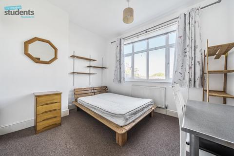 5 bedroom terraced house to rent, Mafeking Road, East Sussex BN2