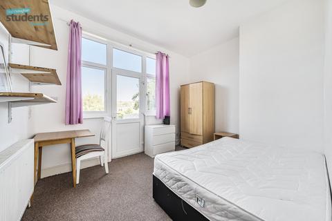 5 bedroom terraced house to rent, Mafeking Road, East Sussex BN2
