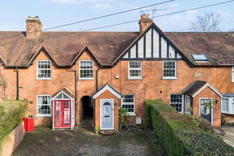 2 bedroom cottage for sale, Templewood Lane, Stoke Poges SL2