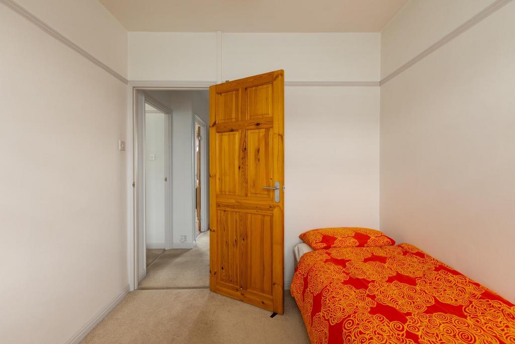18 Lindsay Road-11.jpg