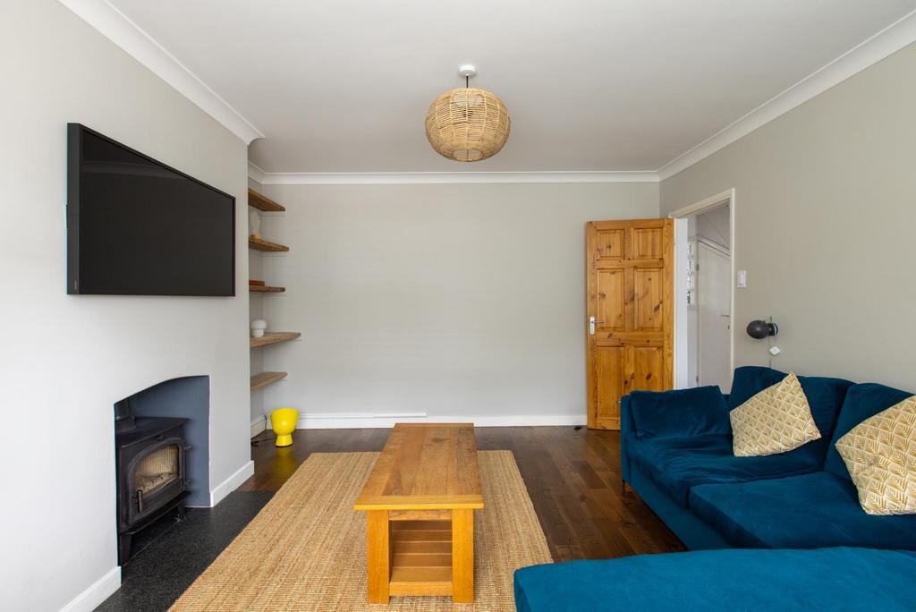 18 Lindsay Road-17.jpg