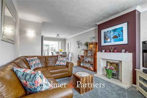 3 bedroom terraced house for sale, Oxford Court, Essex CM2