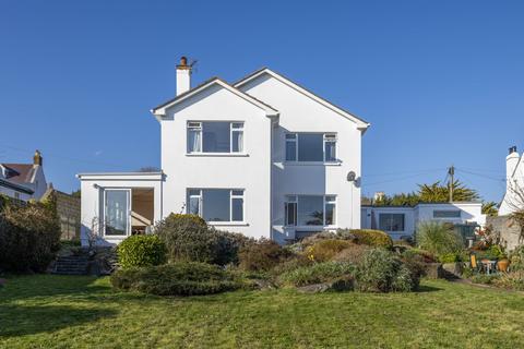 undefined, Les Grippios, Vale, Guernsey