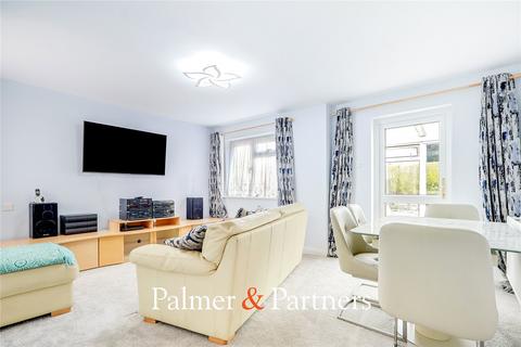 undefined, Woodfield Way, Chelmsford CM3
