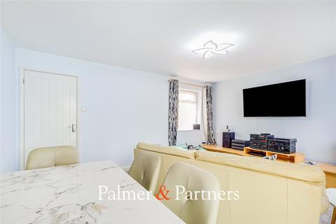 undefined, Woodfield Way, Chelmsford CM3