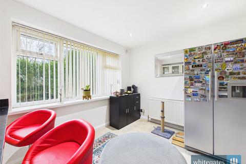 3 bedroom semi-detached house for sale, Greenbank Road, Allerton, Bradford, West Yorkshire, BD15