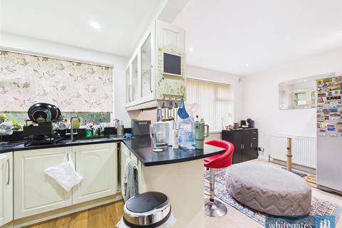 3 bedroom semi-detached house for sale, Greenbank Road, Allerton, Bradford, West Yorkshire, BD15