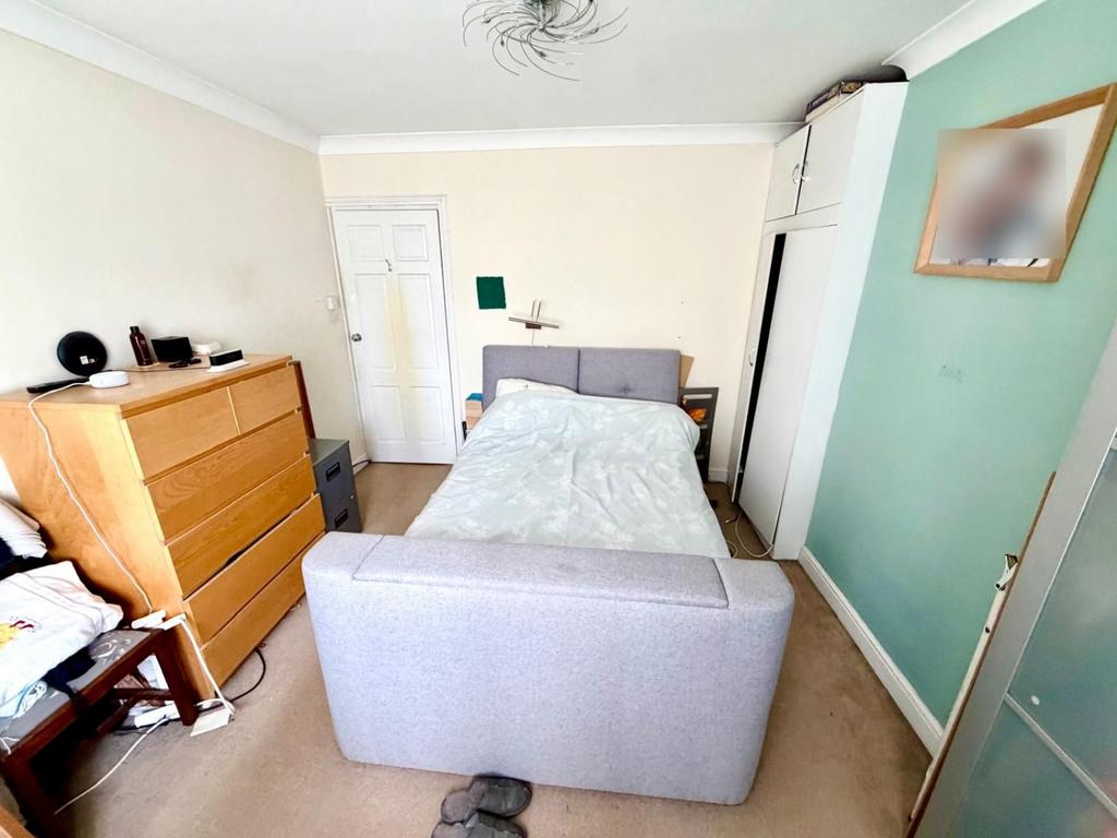 Bed 1