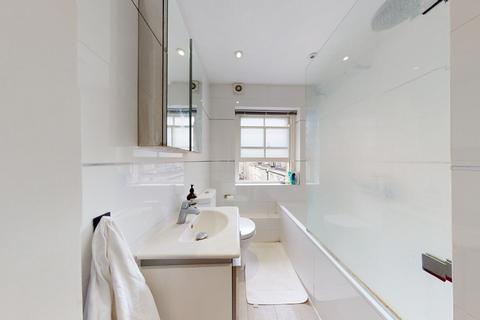 undefined, Montagu Row