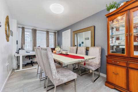 3 bedroom semi-detached house for sale, Rissington Avenue, Manchester, Greater Manchester, M23