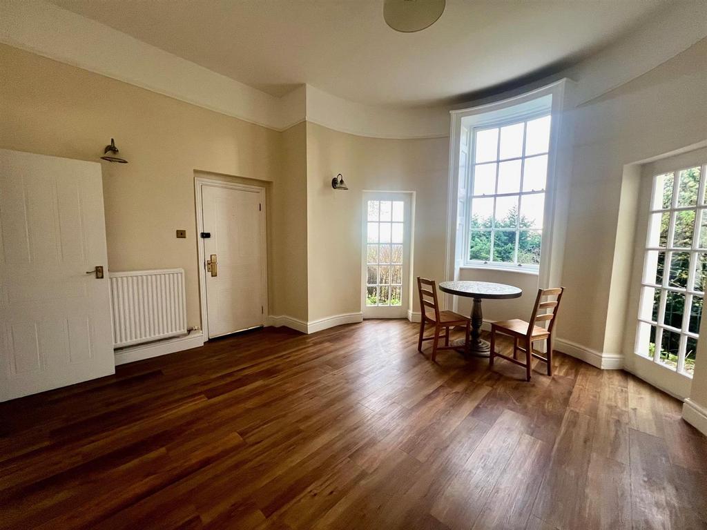 Living Room.jpg