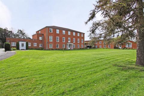 undefined, The Close, Salisbury