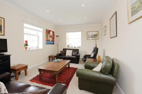 undefined, The Close, Salisbury