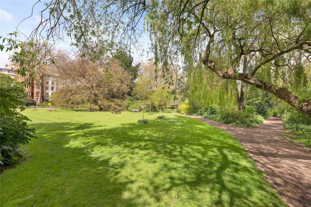 Communal gardens