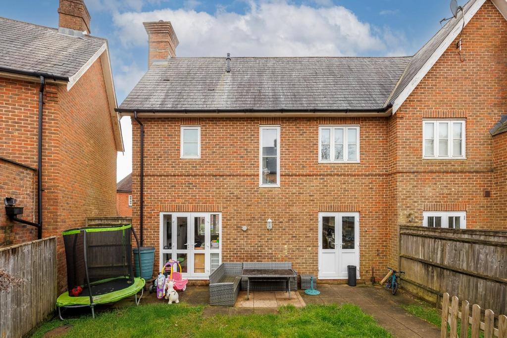 33 Nassau Drive Crowborough TN62 GT Roots Property Ma