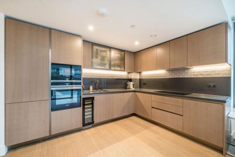 3 bedroom flat to rent, Palmer Road, London SW11