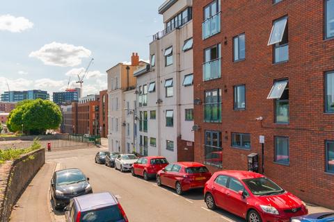 undefined, Waterloo Road, Old Market